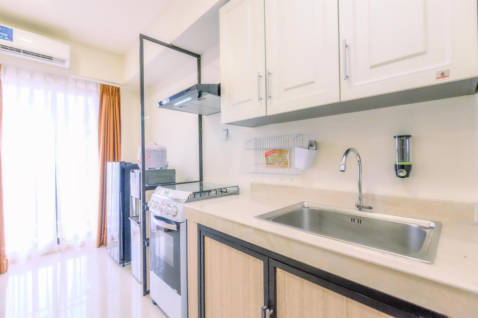 Modern And Simply 2Br At Meikarta Apartment By Travelio سيكارانغ المظهر الخارجي الصورة